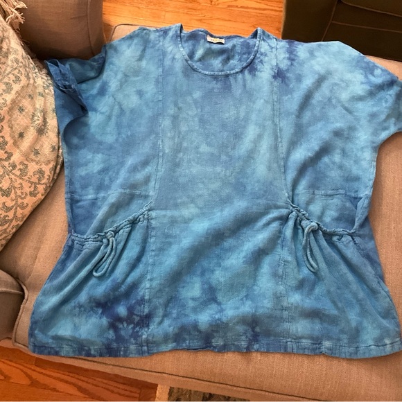 Oversized Tunic - Picture 4 of 10